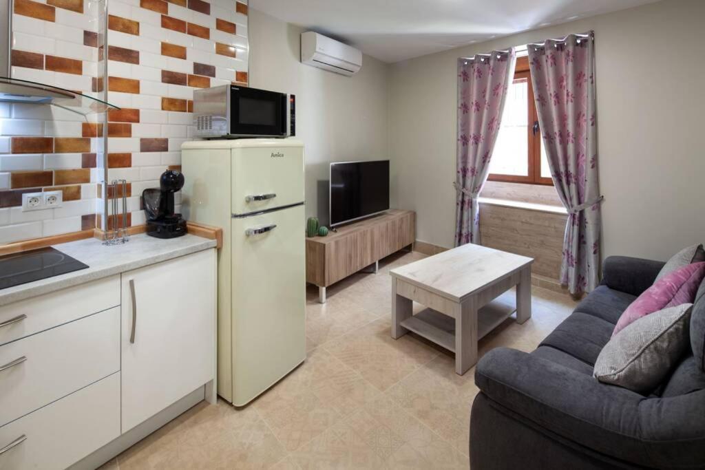 San Juan Roomalaga By Bossh! Apartments Exterior foto