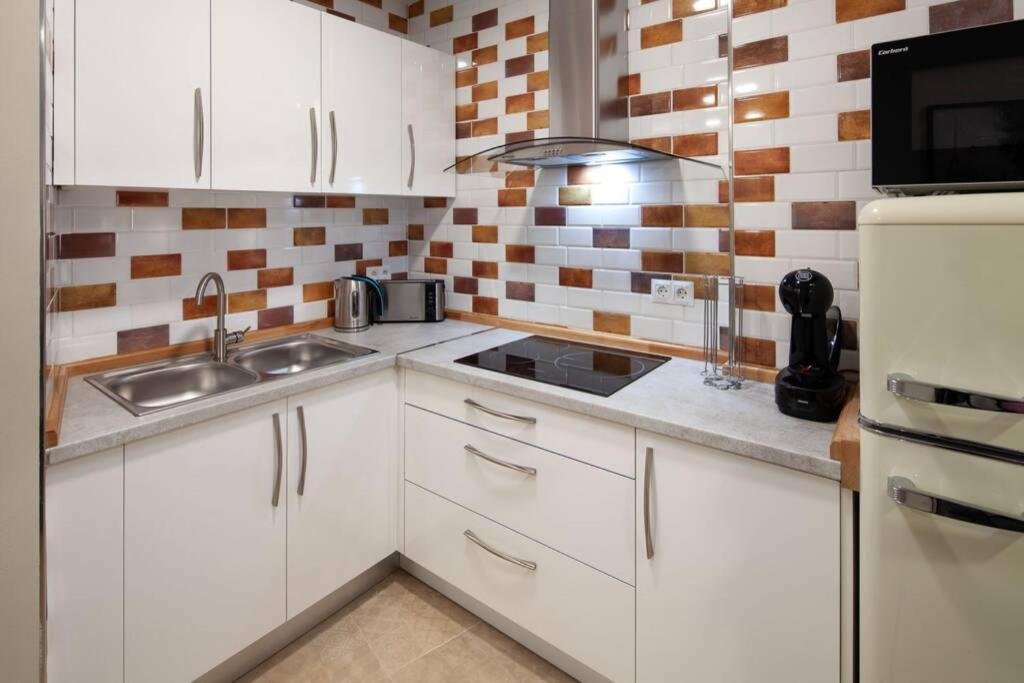 San Juan Roomalaga By Bossh! Apartments Exterior foto